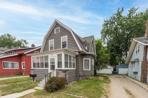 835 Lay Blvd, Kalamazoo, MI 49001