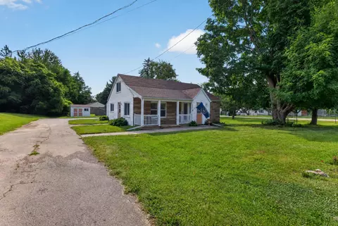 Exterior - 221 Teft Rd, Spring Arbor, MI 49283 photo 9 of 11