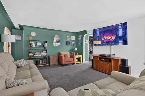 Living - 221 Teft Rd, Spring Arbor, MI 49283 photo 5 of 6