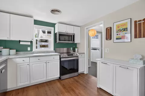 Kitchen - 221 Teft Rd, Spring Arbor, MI 49283 photo 3 of 3