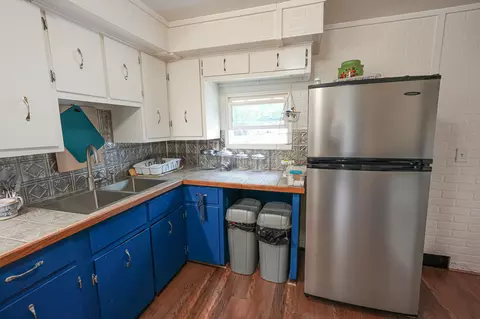 Kitchen - 910 Pleasant St, Belding, MI 48809 photo 6 of 6