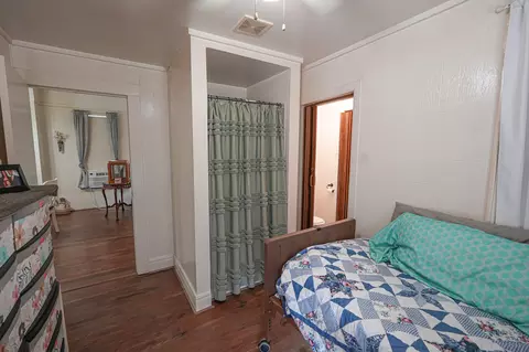 Bedroom - 910 Pleasant St, Belding, MI 48809 photo 2 of 4