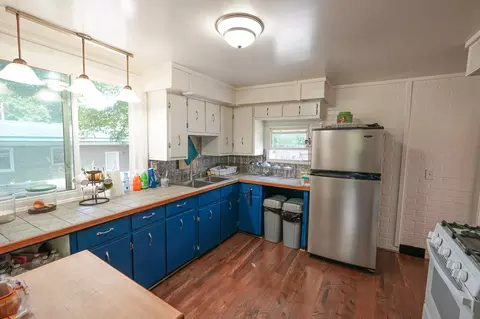 Kitchen - 910 Pleasant St, Belding, MI 48809 photo 1 of 6