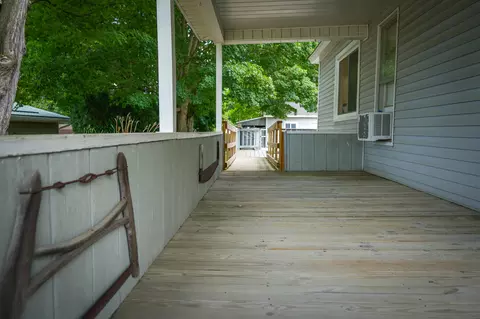 Exterior - 910 Pleasant St, Belding, MI 48809 photo 11 of 15