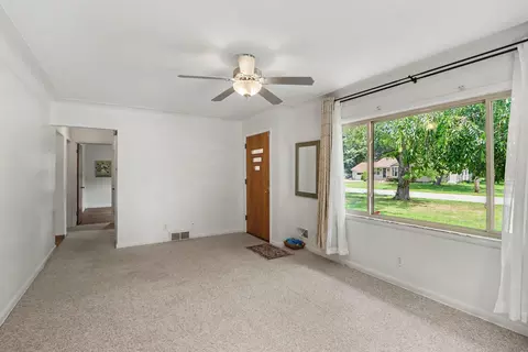 Living - 627 N Orient St, Parchment, MI 49004 photo 2 of 2