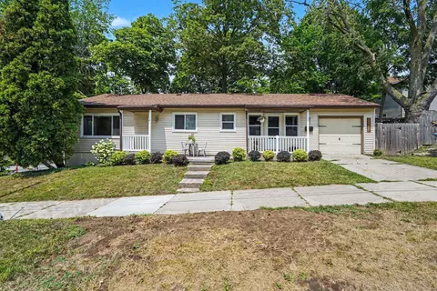 1205 Fountain St NE, Grand Rapids, MI 49503