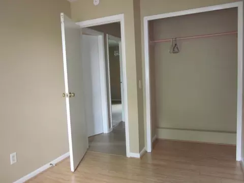Bedroom - 5829 Cheshire St, Portage, MI 49002 photo 3 of 5