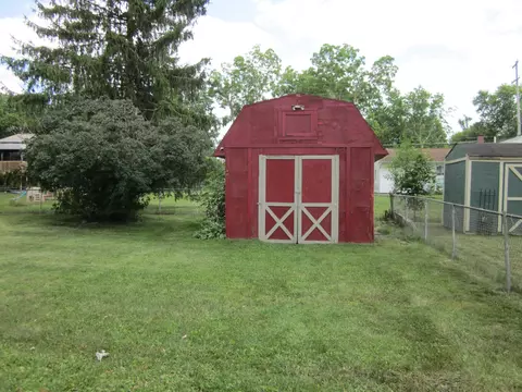 Exterior - 5829 Cheshire St, Portage, MI 49002 photo 3 of 4