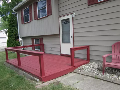 Exterior - 5829 Cheshire St, Portage, MI 49002 photo 2 of 4