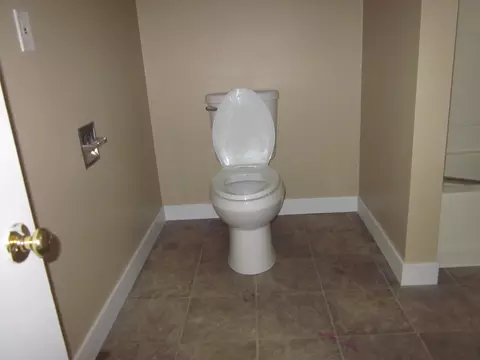 Bath - 5829 Cheshire St, Portage, MI 49002 photo 6 of 6