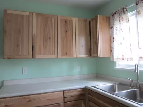 Kitchen - 5829 Cheshire St, Portage, MI 49002 photo 5 of 5