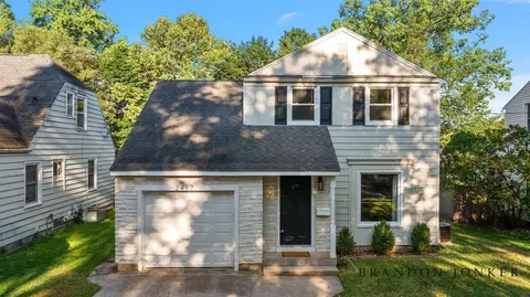 2417 Brooklyn Ave SE, Grand Rapids, MI 49507