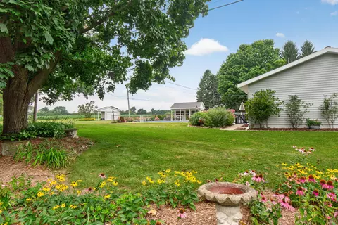 Exterior - 1062 S Parma Rd, Parma, MI 49269 photo 23 of 25