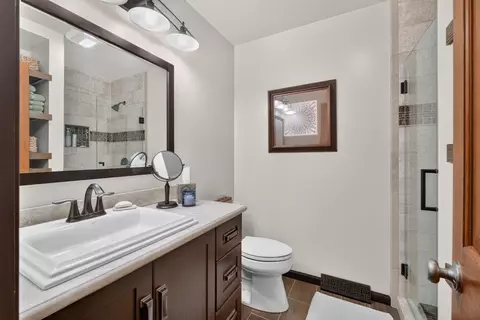 Bath - 1062 S Parma Rd, Parma, MI 49269 photo 3 of 6