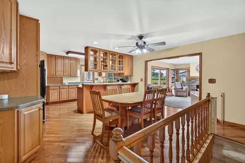 Dining - 1062 S Parma Rd, Parma, MI 49269 photo 3 of 4