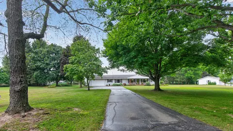 Exterior - 1062 S Parma Rd, Parma, MI 49269 photo 1 of 25