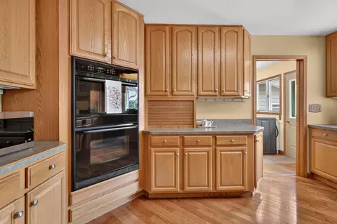 Kitchen - 1062 S Parma Rd, Parma, MI 49269 photo 1 of 5