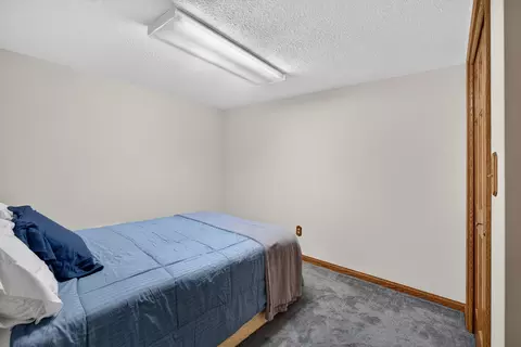 Bedroom - 1062 S Parma Rd, Parma, MI 49269 photo 7 of 10