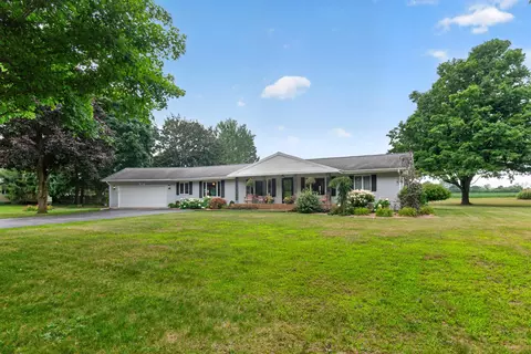 Exterior - 1062 S Parma Rd, Parma, MI 49269 photo 3 of 25
