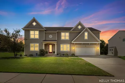 8153 Oldfield Ct SE, Byron Center, MI 49315