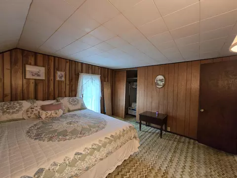 Bedroom - 4250 Rives Junction Rd, Jackson, MI 49201 photo 9 of 10
