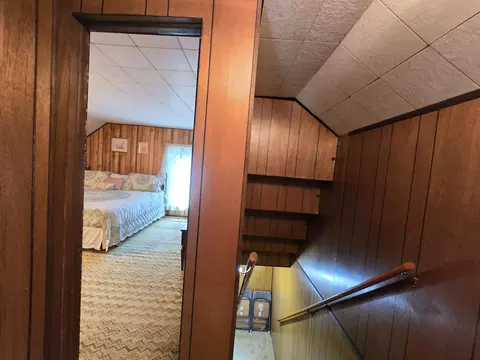 Entry Way - 4250 Rives Junction Rd, Jackson, MI 49201 photo 7 of 8