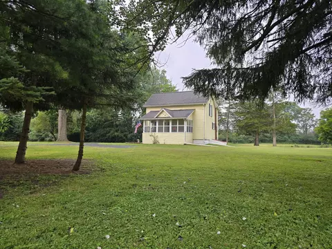 Exterior - 4250 Rives Junction Rd, Jackson, MI 49201 photo 2 of 42
