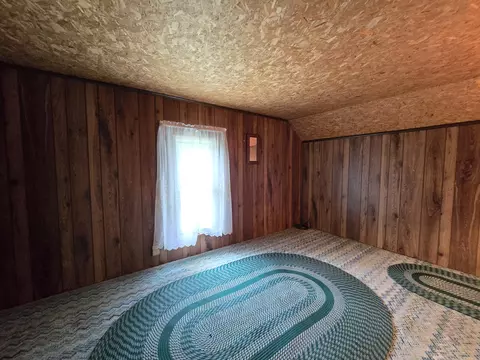 Bedroom - 4250 Rives Junction Rd, Jackson, MI 49201 photo 5 of 10