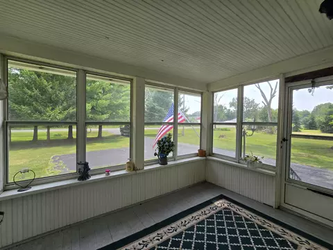 Exterior - 4250 Rives Junction Rd, Jackson, MI 49201 photo 9 of 42