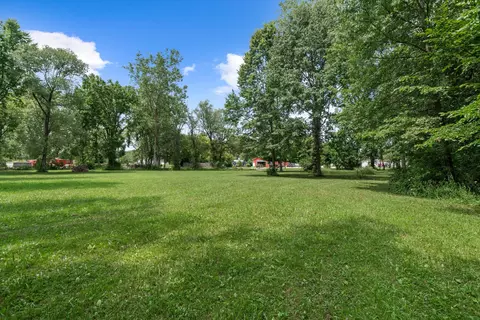 Exterior - 28079 Goddard Rd, Romulus, MI 48174 photo 26 of 29