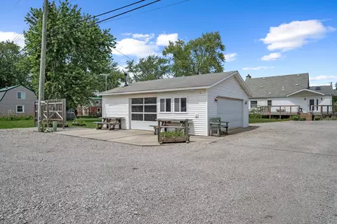 Exterior - 28079 Goddard Rd, Romulus, MI 48174 photo 16 of 29