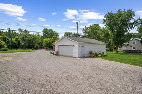 Exterior - 28079 Goddard Rd, Romulus, MI 48174 photo 10 of 29