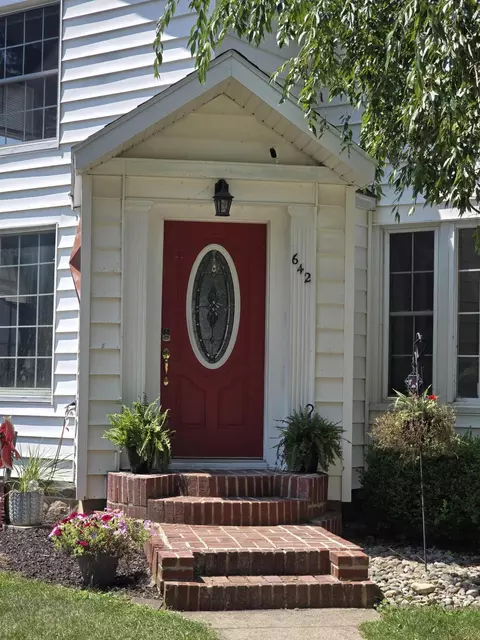 642 Maple St, Colon, MI 49040 photo 3