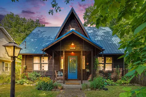 806 Southworth Ter, Kalamazoo, MI 49048