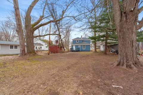 Exterior - 365 White Pigeon St, Constantine, MI 49042 photo 6 of 6
