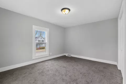 Bedroom - 365 White Pigeon St, Constantine, MI 49042 photo 6 of 9