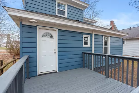 Exterior - 365 White Pigeon St, Constantine, MI 49042 photo 4 of 6
