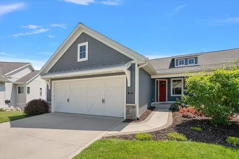 570 Riverbank Cir, Zeeland, MI 49464