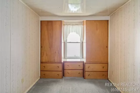 Bedroom - 167 W Brooks St, Newaygo, MI 49337 photo 1 of 5