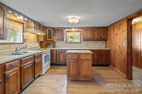 Kitchen - 167 W Brooks St, Newaygo, MI 49337 photo 1 of 5