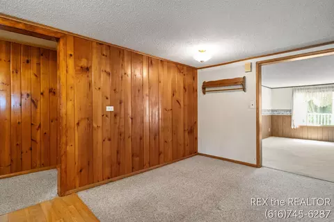 Entry Way - 167 W Brooks St, Newaygo, MI 49337 photo 1 of 2