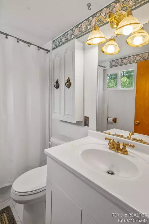 Bath - 167 W Brooks St, Newaygo, MI 49337 photo 1 of 3