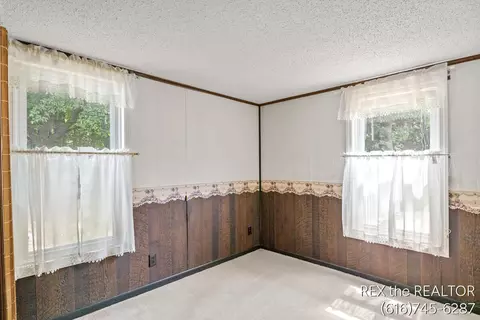 Bedroom - 167 W Brooks St, Newaygo, MI 49337 photo 5 of 5