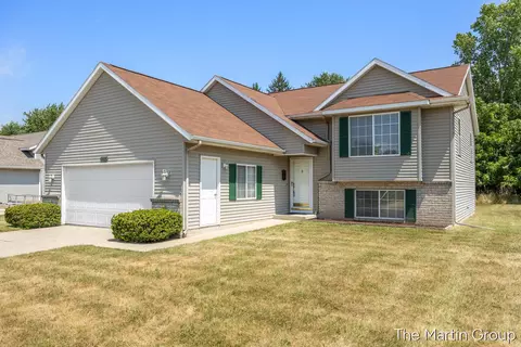 1930 Mullins Ave NW, Grand Rapids, MI 49534