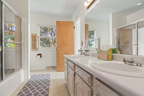 6480 Ormada Dr, Kalamazoo, MI 49048 photo 12
