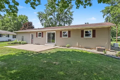 Exterior - 124 River Park Dr, Marshall, MI 49068 photo 7 of 10