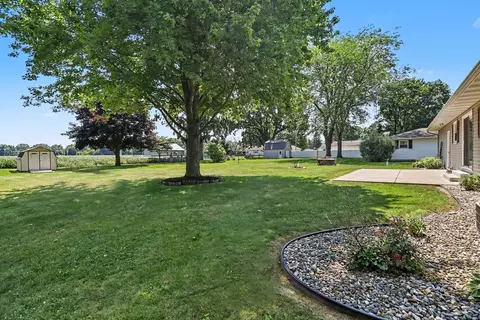 Exterior - 124 River Park Dr, Marshall, MI 49068 photo 6 of 10