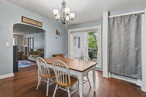 Dining - 618 N Evans St, Tecumseh, MI 49286 photo 2 of 2