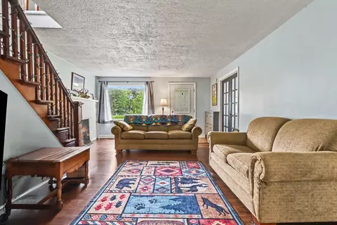 Living - 618 N Evans St, Tecumseh, MI 49286 photo 2 of 2