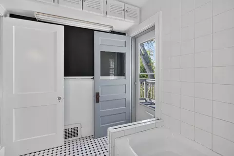 Bath - 110 N Durand St, Jackson, MI 49202 photo 5 of 5